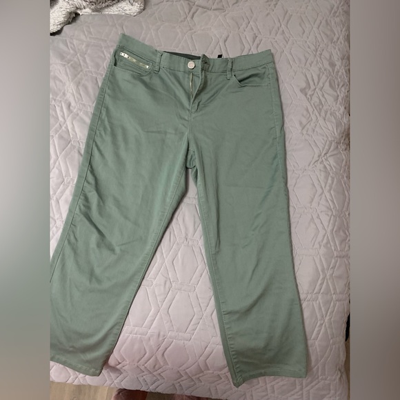 Olive green RJeans capri size 31 - Picture 2 of 3